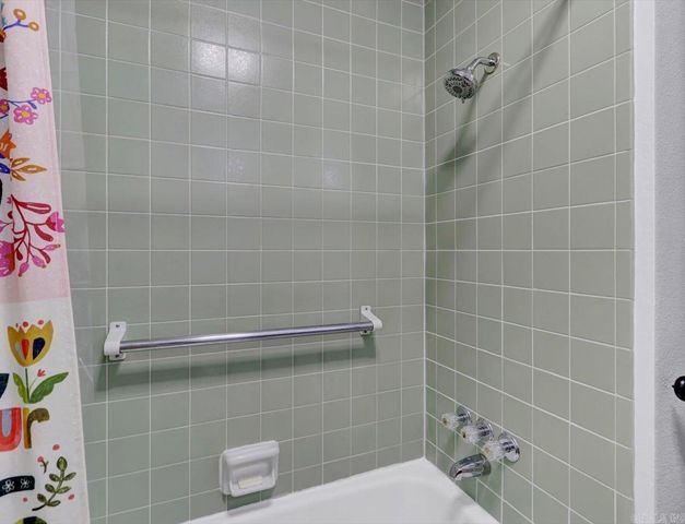 3 Valls Circle, Hot Springs Village, AR 71909