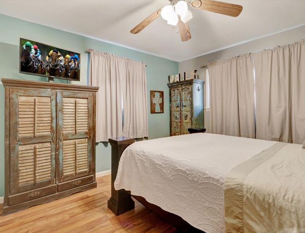 3 Valls Circle, Hot Springs Village, AR 71909