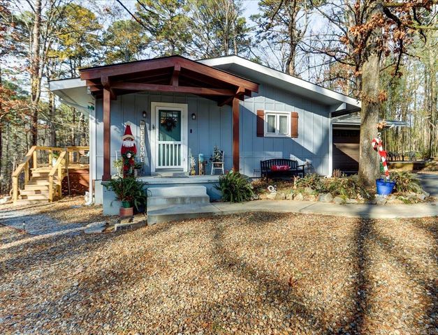 3 Valls Circle, Hot Springs Village, AR 71909