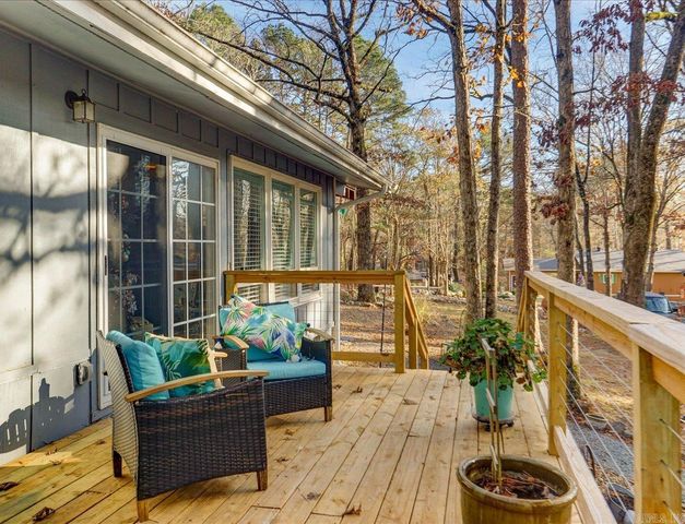 3 Valls Circle, Hot Springs Village, AR 71909