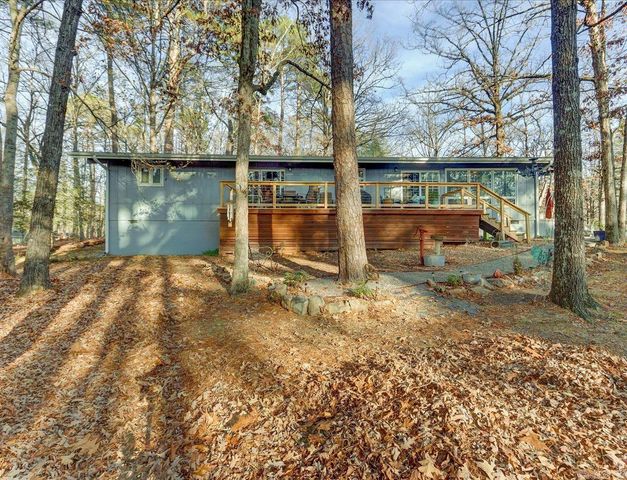 3 Valls Circle, Hot Springs Village, AR 71909
