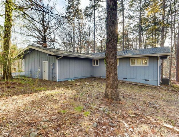 3 Valls Circle, Hot Springs Village, AR 71909