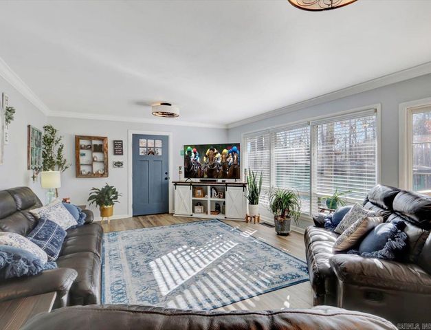 3 Valls Circle, Hot Springs Village, AR 71909