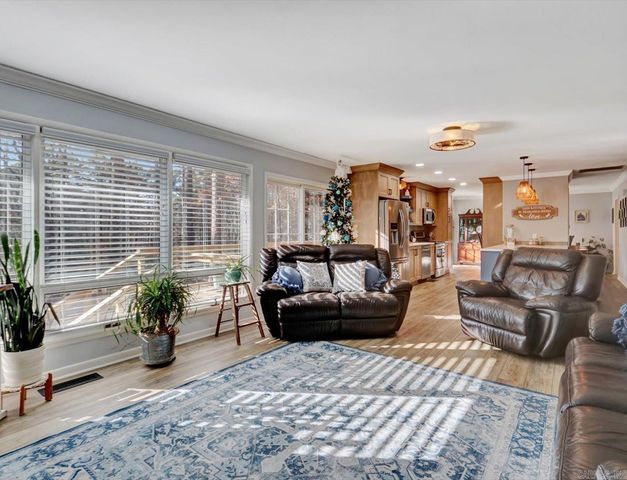 3 Valls Circle, Hot Springs Village, AR 71909