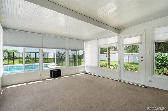 2658 W Fairtree Lane, Citrus Springs, FL 34434