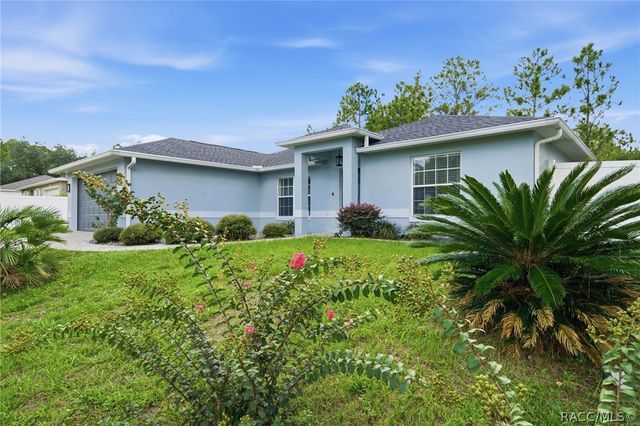 2658 W Fairtree Lane, Citrus Springs, FL 34434