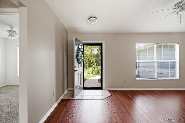 2658 W Fairtree Lane, Citrus Springs, FL 34434