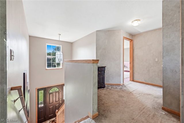 100 Laura Lane, Cortland, OH 44410