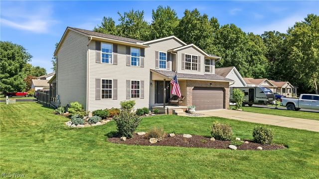 100 Laura Lane, Cortland, OH 44410