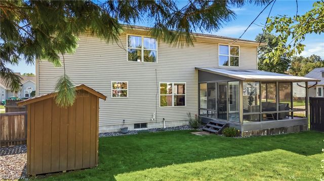100 Laura Lane, Cortland, OH 44410