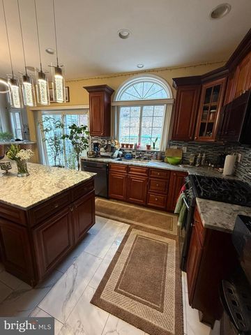 798 SOUTHWIND LN, Downingtown, PA 19335