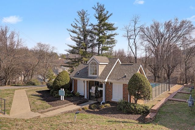 440 English Ivy Dr, Nashville, TN 37211