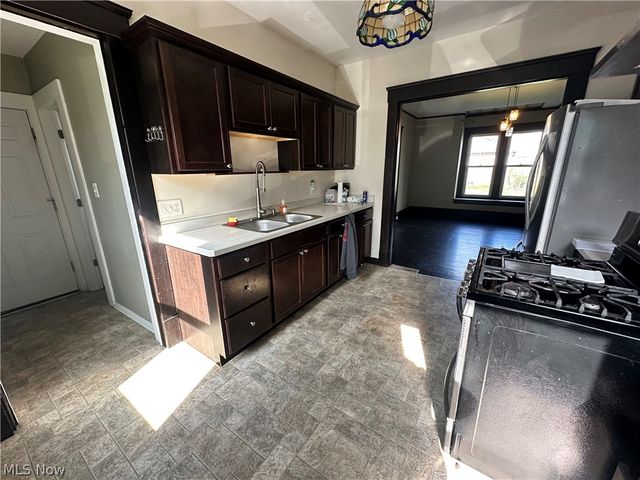 139 Scott Street NE, Warren, OH 44483