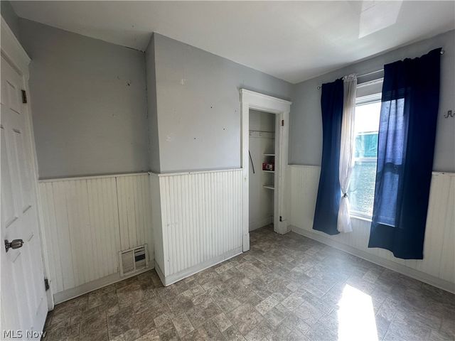 139 Scott Street NE, Warren, OH 44483