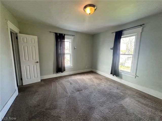 139 Scott Street NE, Warren, OH 44483