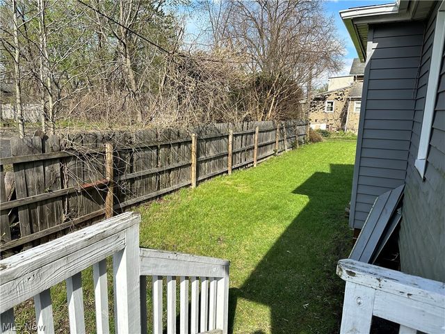 139 Scott Street NE, Warren, OH 44483