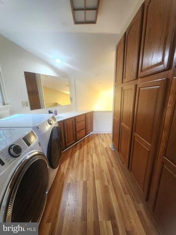 1210 SNOWDEN PL, Laurel, MD 20707