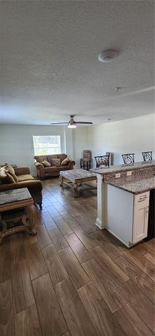 1147 E MCDONALD AVENUE 202, Eustis, FL 32726