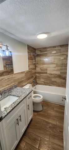 1147 E MCDONALD AVENUE 202, Eustis, FL 32726