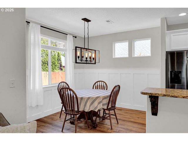 24969 PERKINS Rd, Veneta, OR 97487