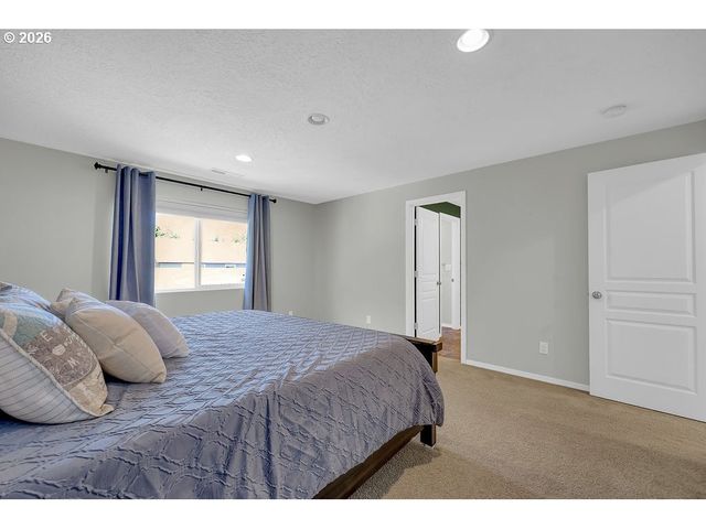 24969 PERKINS Rd, Veneta, OR 97487