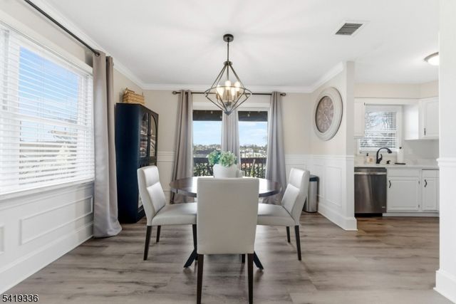 779 Riverside Ave 201, Lyndhurst Twp., NJ 07071