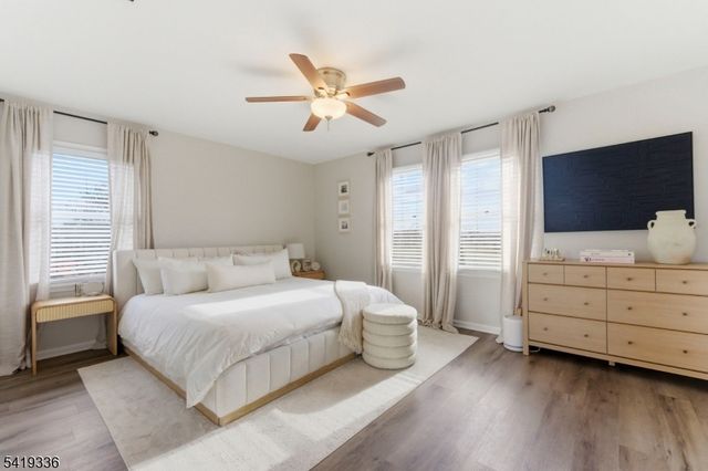 779 Riverside Ave 201, Lyndhurst Twp., NJ 07071