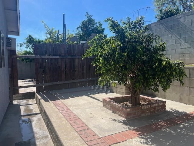 12729 Judd, Pacoima, CA 91331