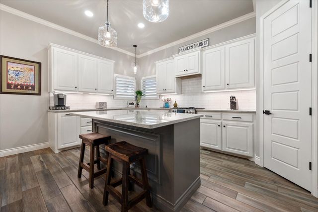 1105 Cotton Crk Road, New Home, TX 79383