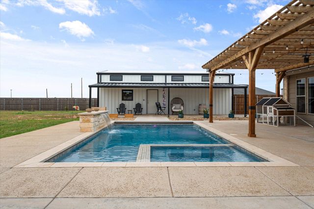 1105 Cotton Crk Road, New Home, TX 79383