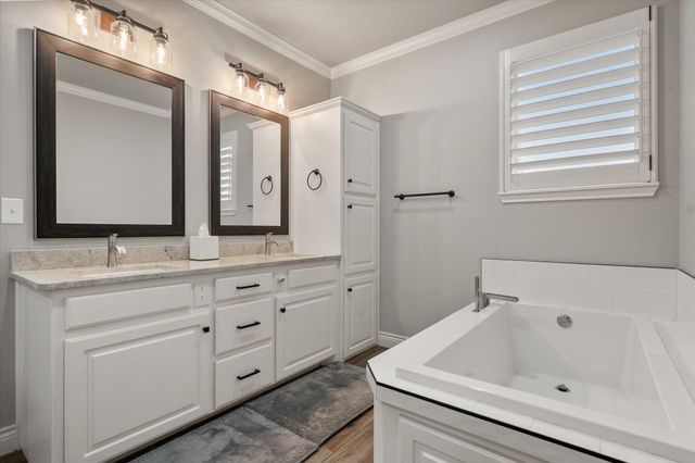 1105 Cotton Crk Road, New Home, TX 79383