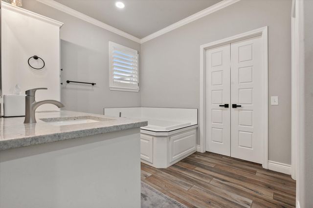 1105 Cotton Crk Road, New Home, TX 79383