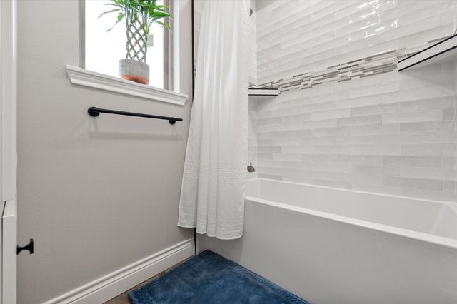 1105 Cotton Crk Road, New Home, TX 79383