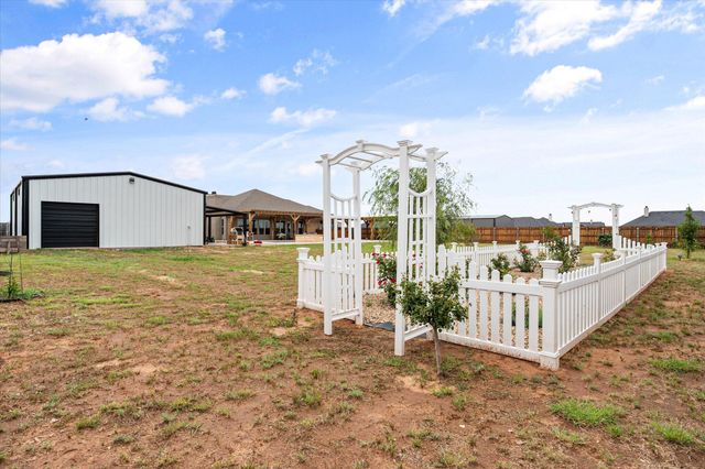 1105 Cotton Crk Road, New Home, TX 79383