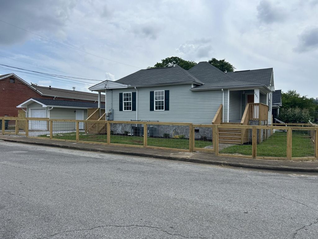 2001 Sharp Street, Chattanooga, TN 37404