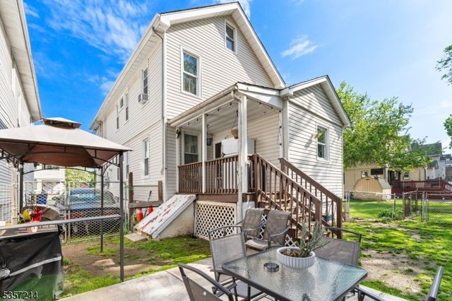 376 E 9Th Ave, Roselle Boro, NJ 07203