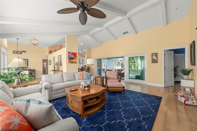 1238 Par View DR, Sanibel, FL 33957
