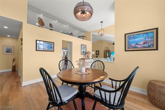 1238 Par View DR, Sanibel, FL 33957