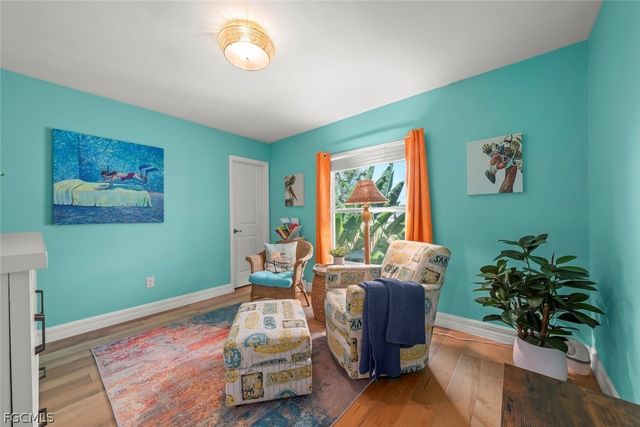 1238 Par View DR, Sanibel, FL 33957