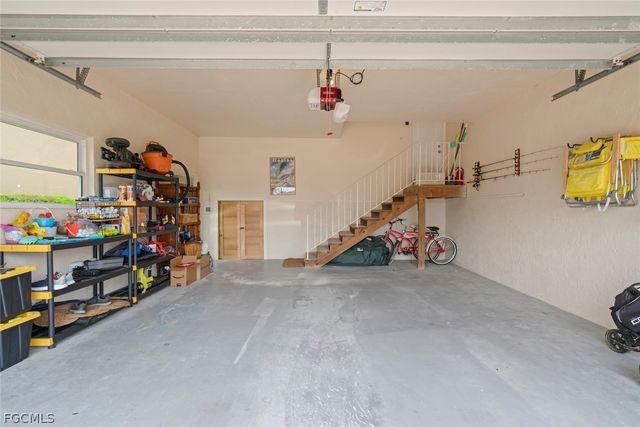 1238 Par View DR, Sanibel, FL 33957