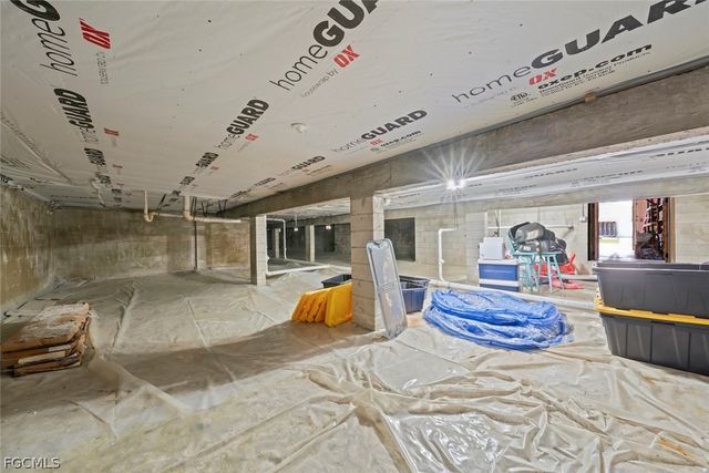 1238 Par View DR, Sanibel, FL 33957