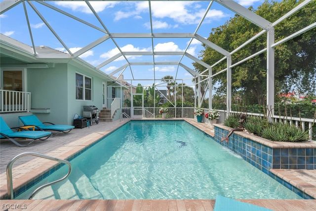1238 Par View DR, Sanibel, FL 33957