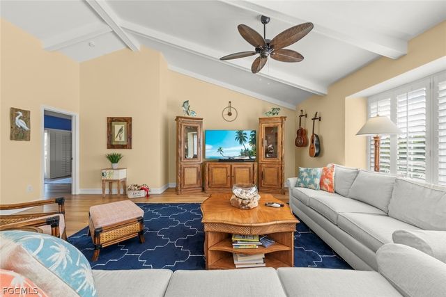 1238 Par View DR, Sanibel, FL 33957