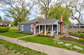 118 S Spring Street, Douglas Vllg, MI 49406