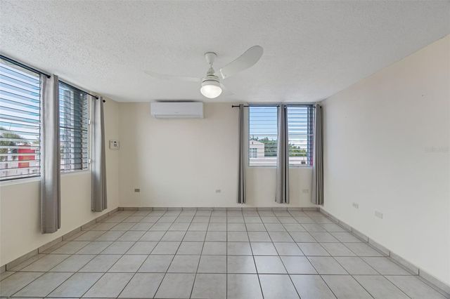 B9 CALLE GRANITO, Rio Grande, PR 00745