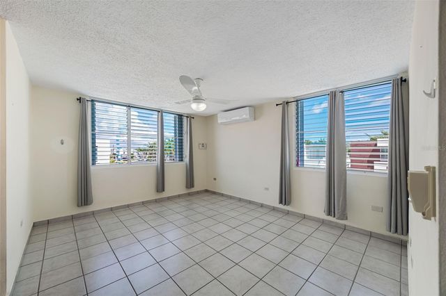 B9 CALLE GRANITO, Rio Grande, PR 00745