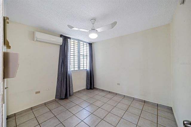 B9 CALLE GRANITO, Rio Grande, PR 00745