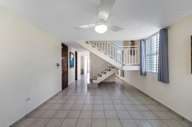 B9 CALLE GRANITO, Rio Grande, PR 00745