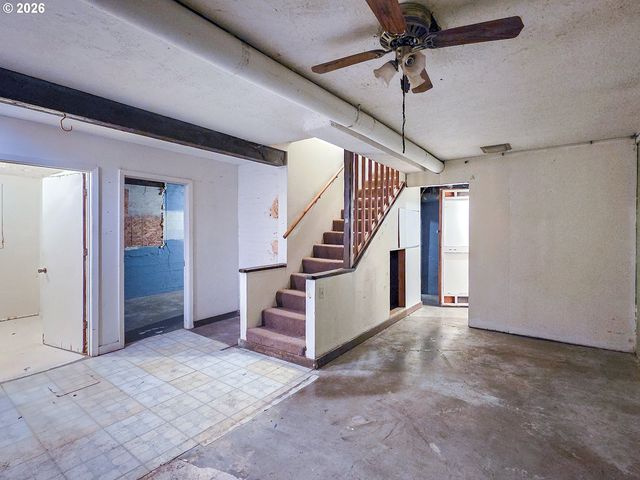 4410 Se ALDERCREST Rd, Milwaukie, OR 97222