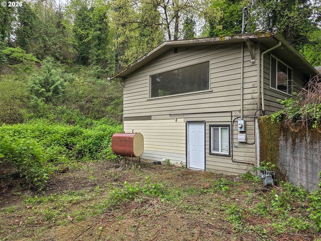 4410 Se ALDERCREST Rd, Milwaukie, OR 97222